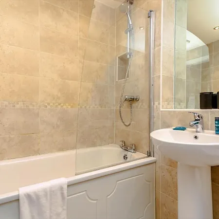 Apartment Southville Garden Flat, Private Entrance *
